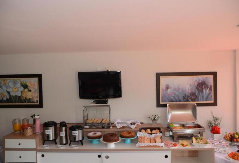 בית מלון כפרי Canaã Express