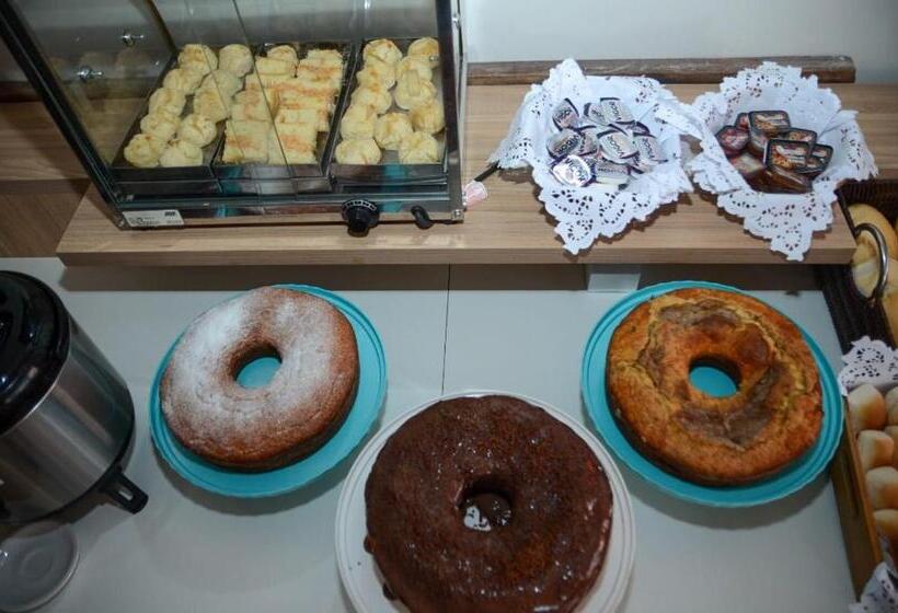 בית מלון כפרי Canaã Express