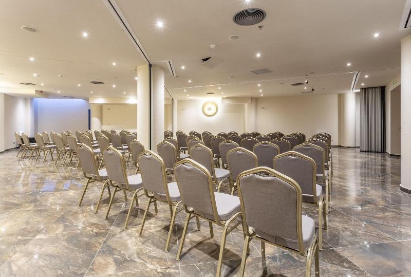 Elysian Luxury Hotel And Spa