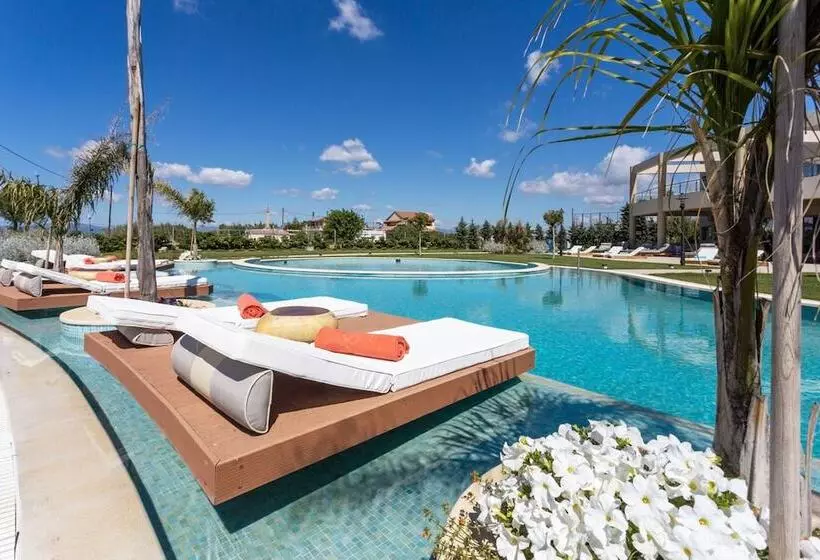 Elysian Luxury Hotel And Spa