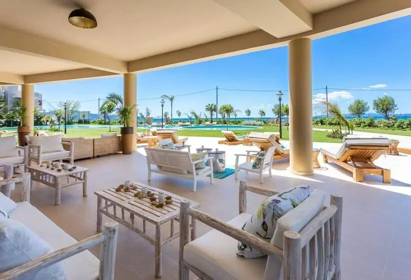 Elysian Luxury Hotel And Spa