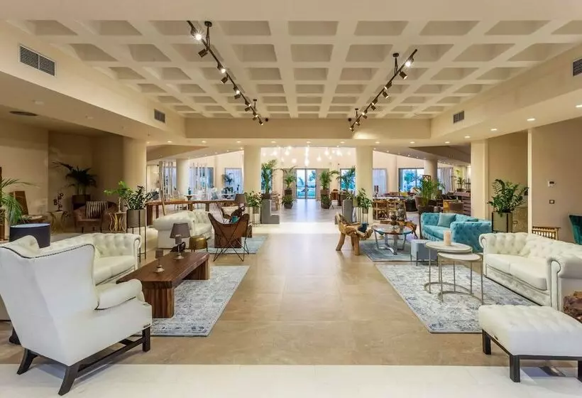 Elysian Luxury Hotel And Spa