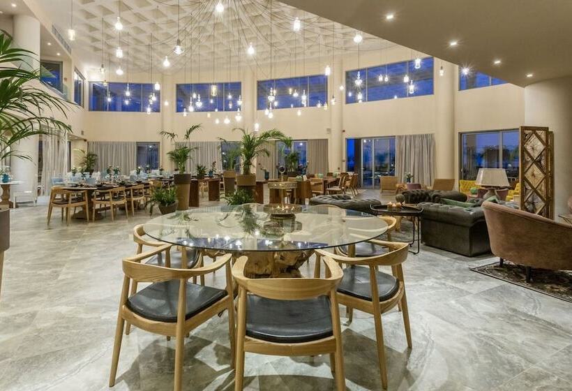 Elysian Luxury Hotel And Spa