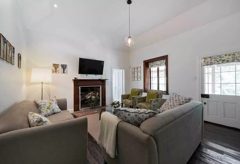 Jacobs Estate Cottage