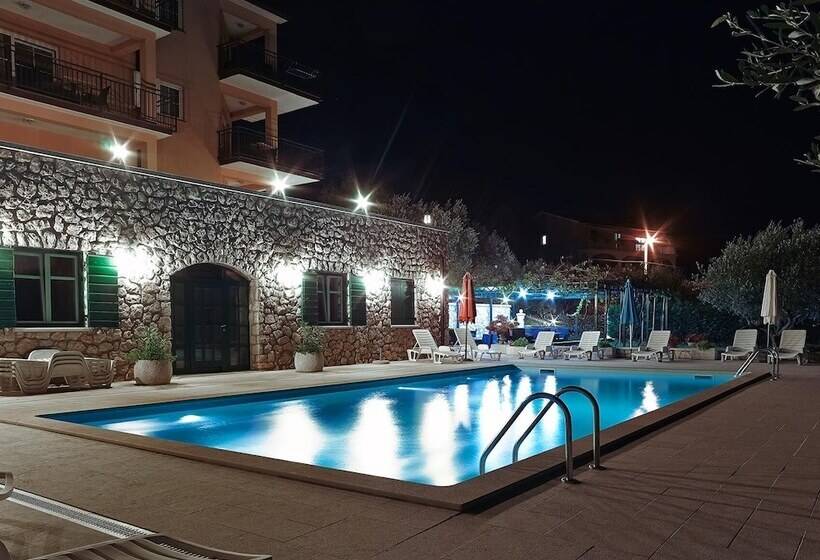 Pensjonat Apartments Villa Venera