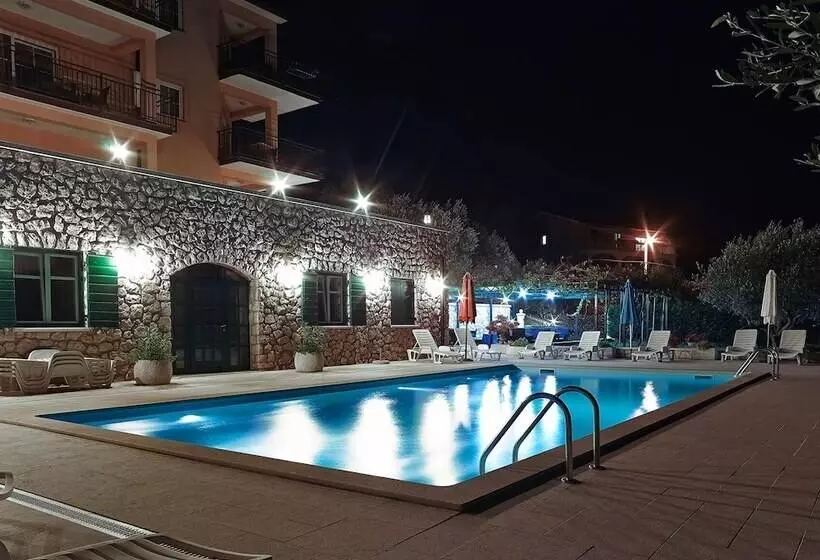 ペンション Apartments Villa Venera
