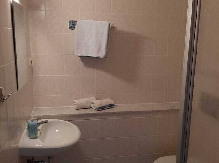 Пансион Gasthof Gollo