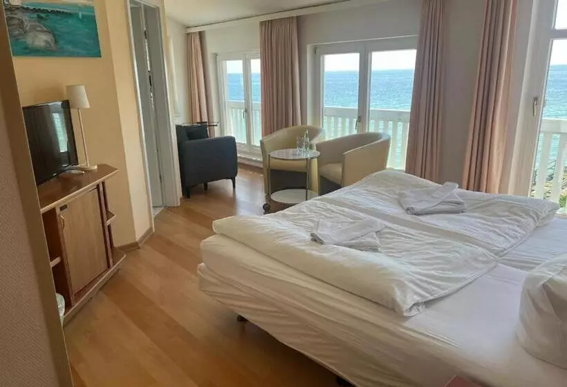 ホテル Fährblick   Pension Direkt Am Wasser