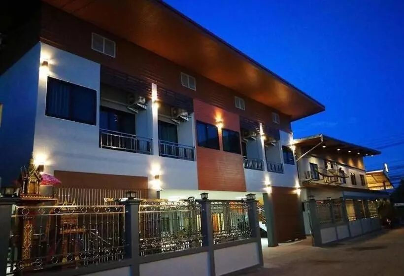 ホテル ช้างเผือกเกสต์เฮ้าส์ Changphueak Guesthouse