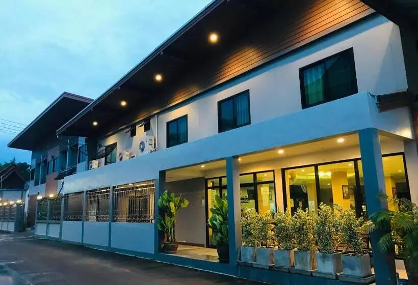 ホテル ช้างเผือกเกสต์เฮ้าส์ Changphueak Guesthouse