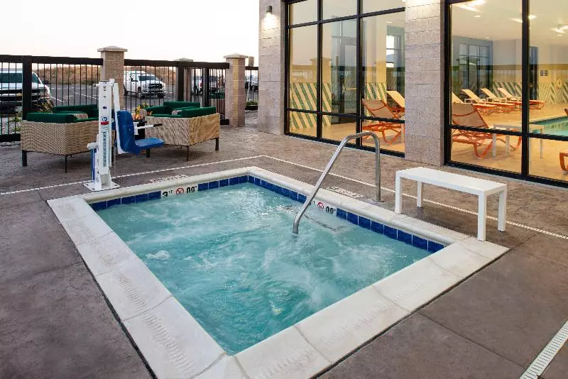 Hotelli Holiday Inn & Suites   Idaho Falls, An Ihg