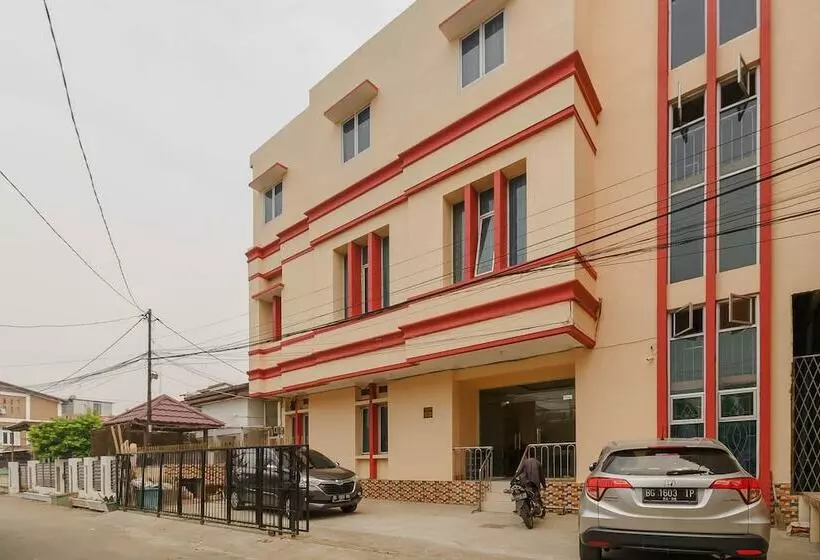 ペンション Reddoorz Syariah Near Palembang Square Mall 3