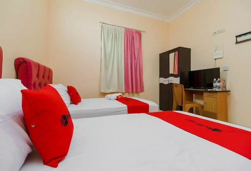 ペンション Reddoorz Syariah Near Palembang Square Mall 3