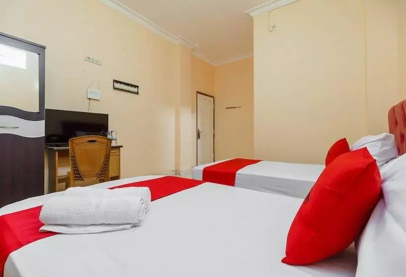 ペンション Reddoorz Syariah Near Palembang Square Mall 3