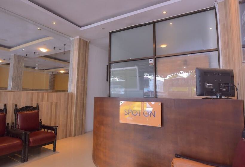 בית מלון כפרי Spot On 2134 Seunia