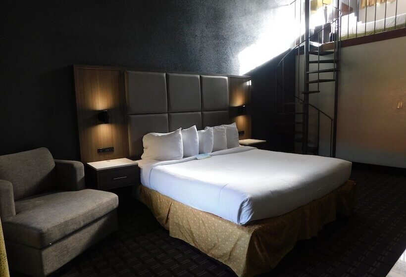 فندق Days Inn & Suites By Wyndham Downtown Gatlinburg Parkway