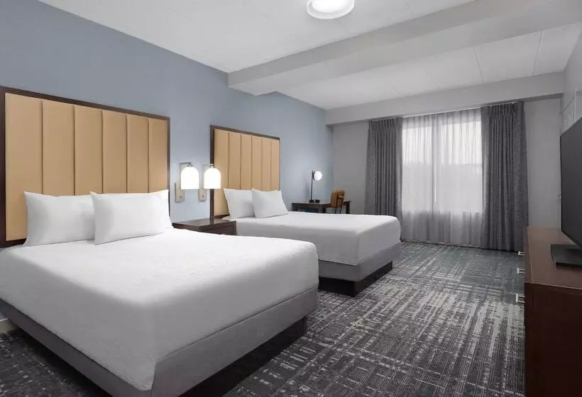 هتل Homewood Suites By Hilton Reading