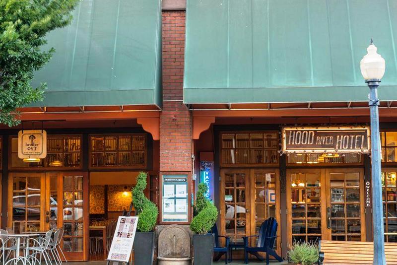 فندق Hood River