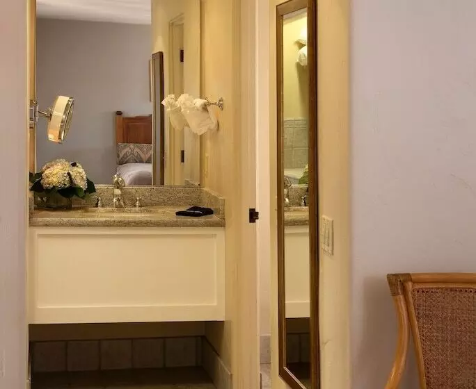 هتل Horizon Inn & Ocean View Lodge