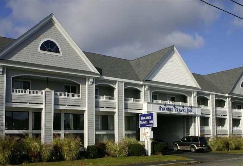 هتل Hyannis Travel Inn