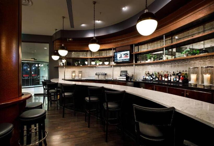 Отель Metro, Autograph Collection