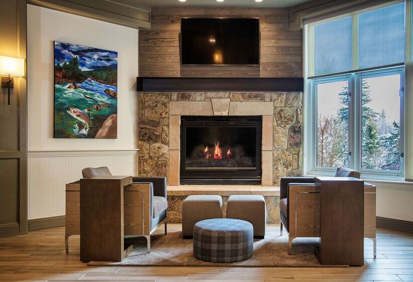 בית מלון כפרי The Inn At Riverwalk