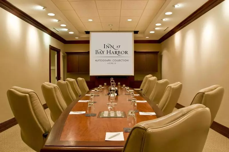 אתר נופש Inn At Bay Harbor, Autograph Collection