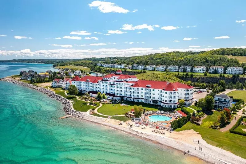 אתר נופש Inn At Bay Harbor, Autograph Collection