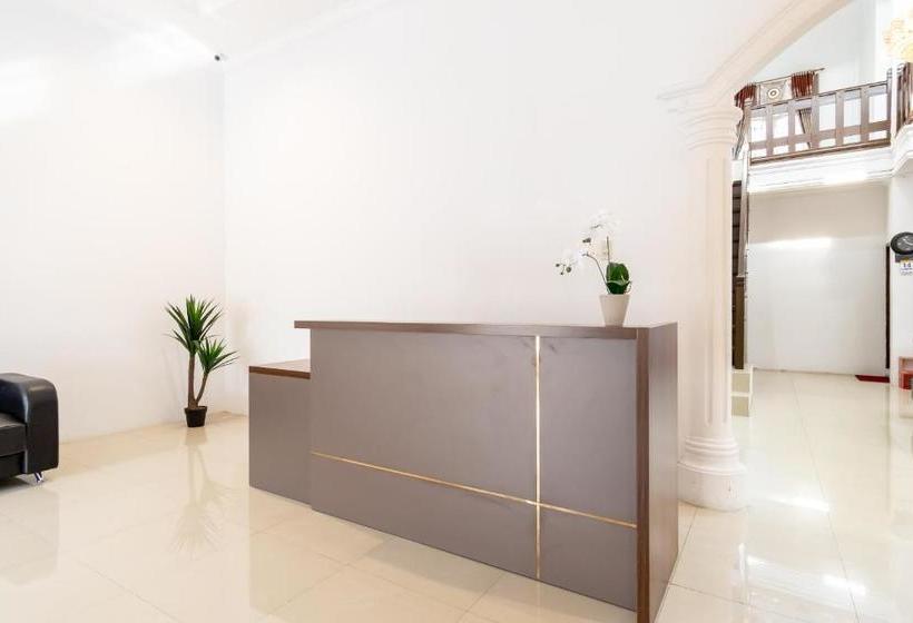 فندق Koolkost Syariah 1000 House