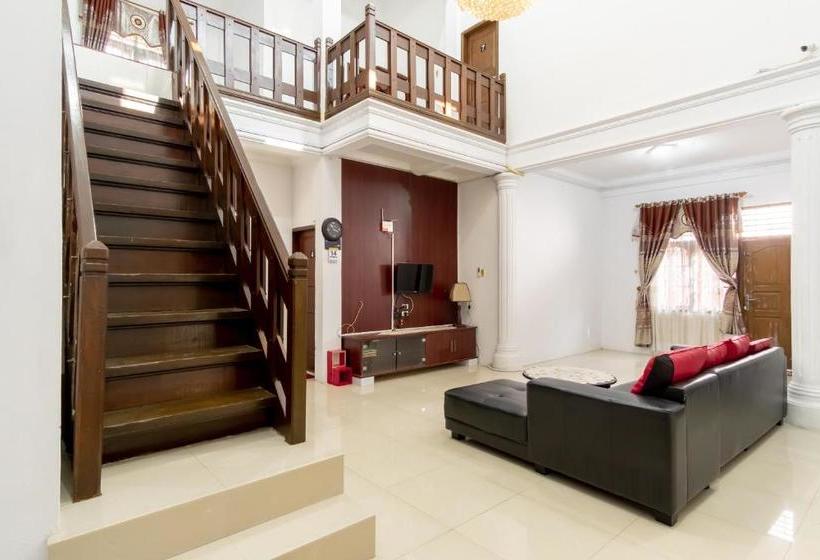 فندق Koolkost Syariah 1000 House