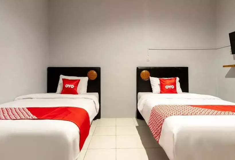 ホテル Koolkost Syariah 1000 House