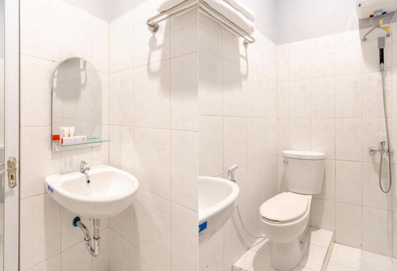 فندق Koolkost Syariah 1000 House