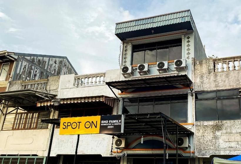 هتل Spot On 2051 Sho Family Homestay And Resto