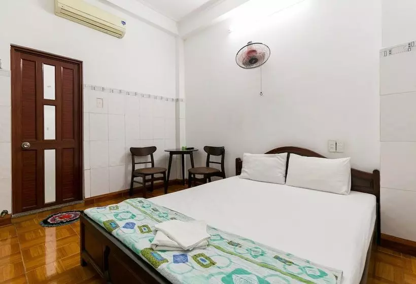 هتل Oyo 521 Hoàng Anh