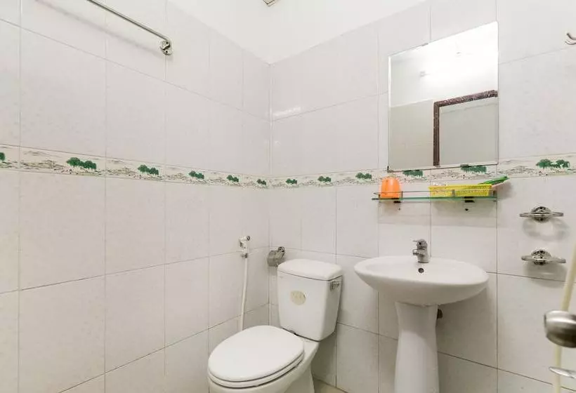 هتل Oyo 521 Hoàng Anh