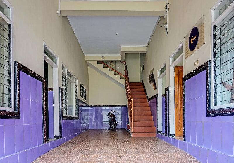 Hotel Spot On 1870 Graha Batu Mulia