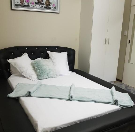 پانسیون Alimop Guesthouse