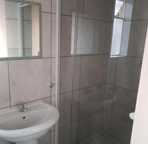 پانسیون Alimop Guesthouse