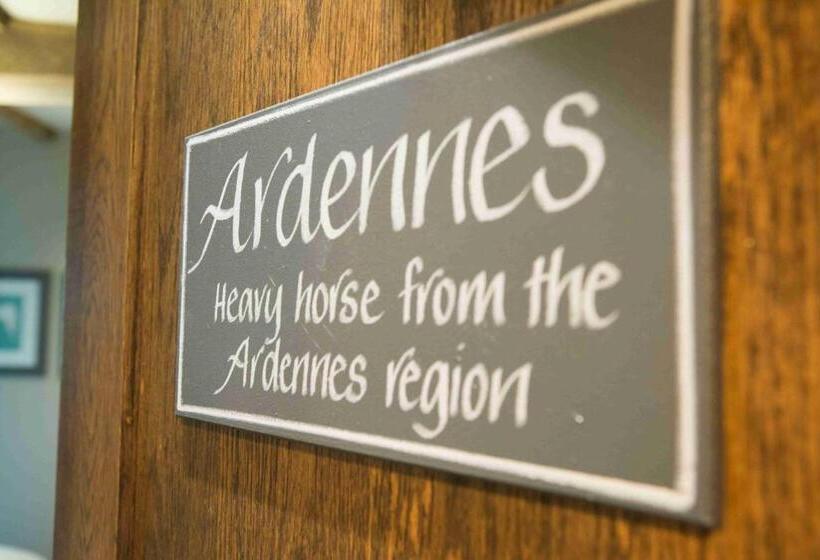 ユースホステル Alvanley Arms, Cotebrook