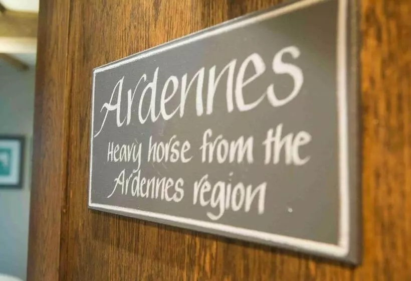 هاستل Alvanley Arms, Cotebrook