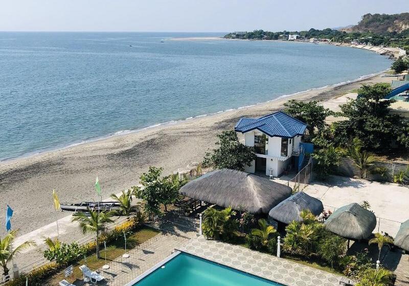 Em Royalle Hotel & Beach Resort