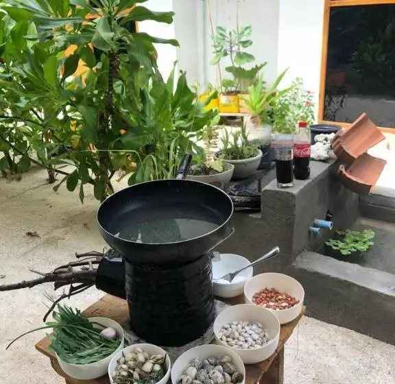 هتل White Tern Maldives