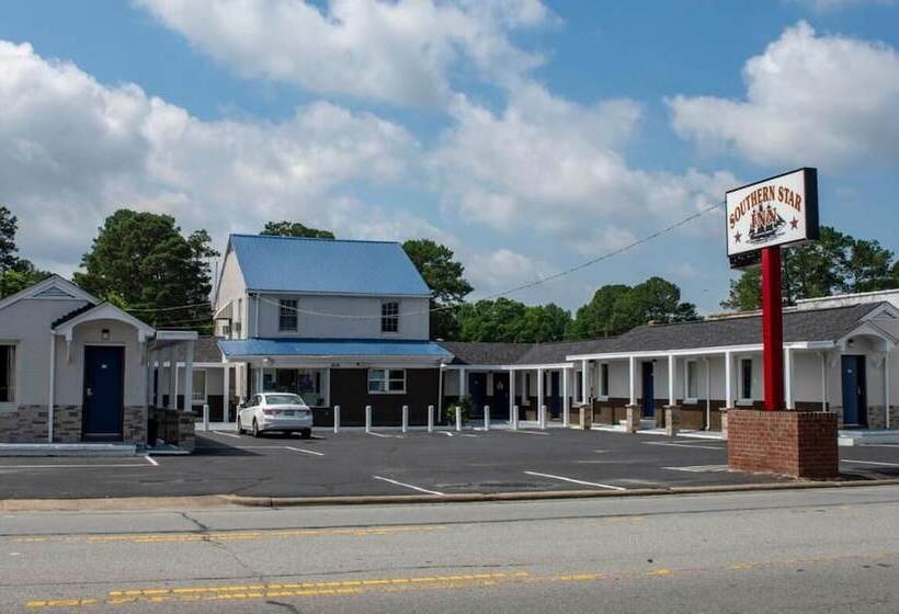 모텔 Southern Star Inn