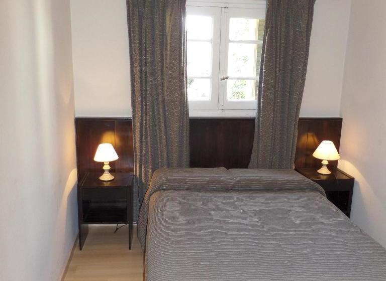 فندق صغير Radio