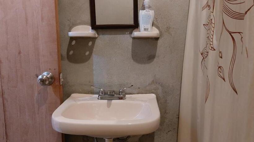 בית מלון כפרי Centro Ecoturistico Rio Chuc Tej