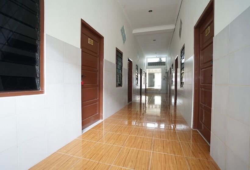 Szálloda Duta Homestay By Oyo Rooms