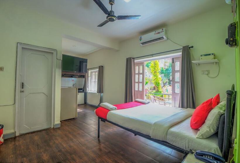 בית מלון כפרי Jarrs Renton Manor