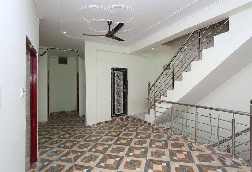 Hotel Radhika Guest House By Oyo Rooms