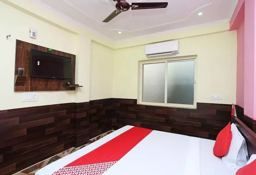 Hotelli Radhika Guest House By Oyo Rooms