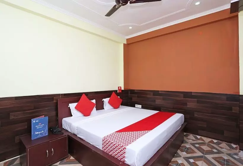 Hotelli Radhika Guest House By Oyo Rooms